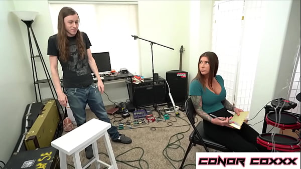 Alt rocker becomes anal sex muse
