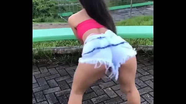 Rebolando  na quarentena.