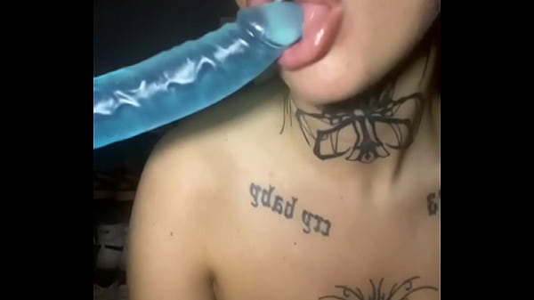 Scottish tattooed goth fingers her tight pussy
