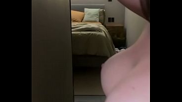 隣人のパム