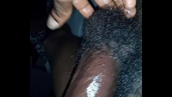 Long Trait Noir À Droite