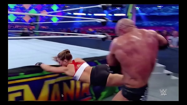 Sexy WWE moments - Across The Nation Raw Theme