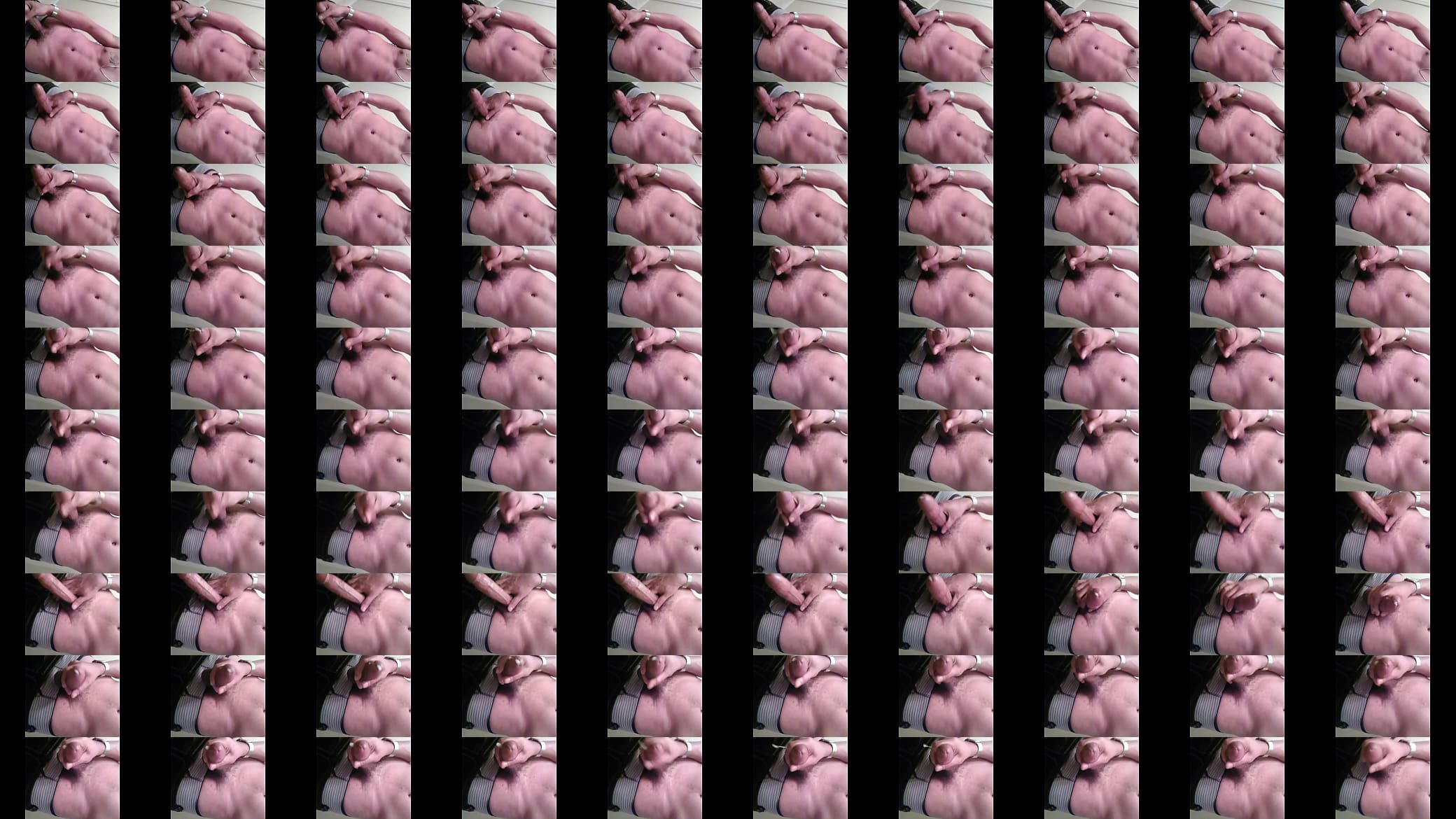 Showing her my cock 预览图