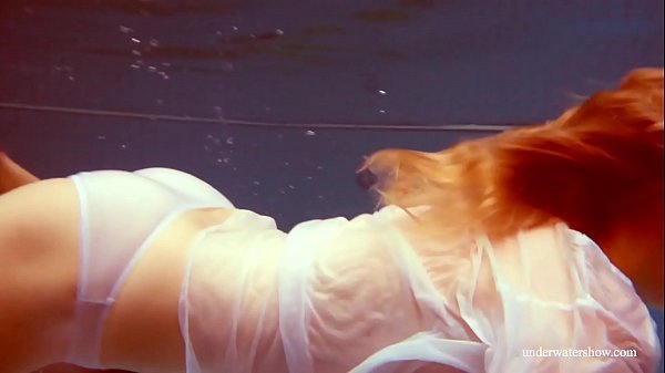 Melisa Darkowa hot young swimmer
