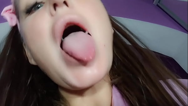 Mommy caught stepson sniffing her panties