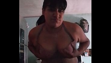 Puta mexicana baila