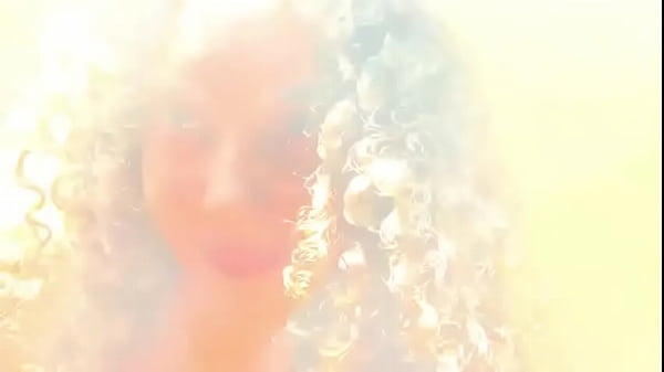 Tarde de sexo ANAL mientras mi vecino me mira por la ventana