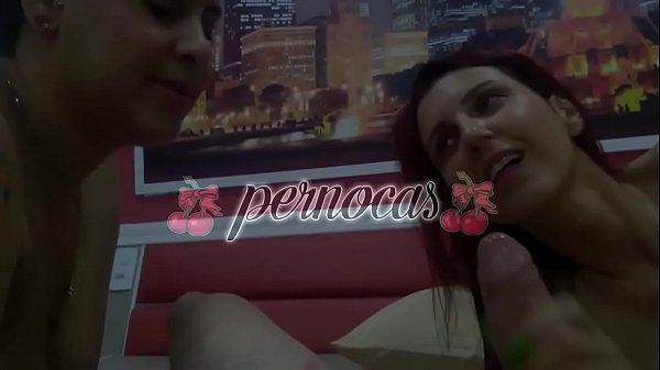Download Video - Pensou que a amiga n&atilde;o sabia chupar uma rola - Nat&aacute;lia Prado -  Pernocas - Joy Cardozo - porno gaucho