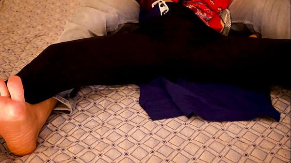 Indian housewife having Romantic sex on the bed and gets creampied Hindi audio
