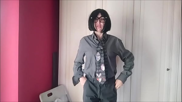 mi novia vestida de colegiala