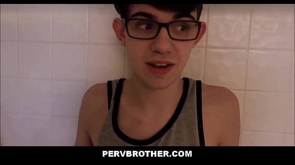 Skinny Stepbrother Family Fucked By Cub Stepbro...