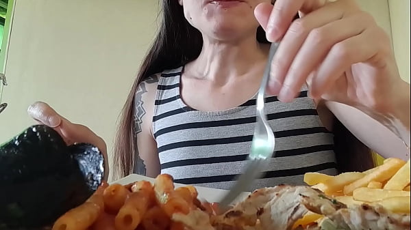 Download Video - italian couple fucks under the table after restaurant &ndash; deep creampie pov
