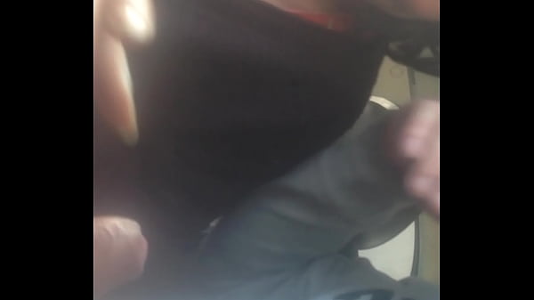 DICK FLASH BRAZIL SUCK COCK (XAVEQUEI IN THE STREET AND IT SUCKED ME)