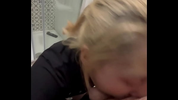 Toilet makes me Hungry and Sloppy- best facefuck Deepthroat