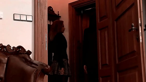 Nickol Lets An Older Man Fuck Her Gaping Butt Hole