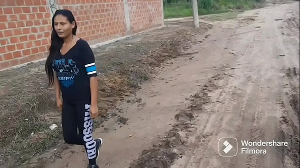 Download Video - &lpar;PORNO EN ESPA&Ntilde;OL&rpar;jovencita putita pillada en la calle&comma; se deja follar duro por su culo aprieto por un celular&comma; le lleno su carita joven de leche -porno casero-