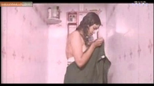 Hot Aunty Nude Shower