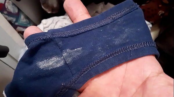 Download Video - Smelling sister in law's panties