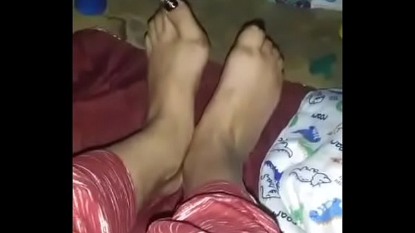 bri black toes