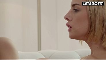ブロンドのリヤ・ミッシーが彼氏と熱いファンタジーアクションでロマンチックにセックス
