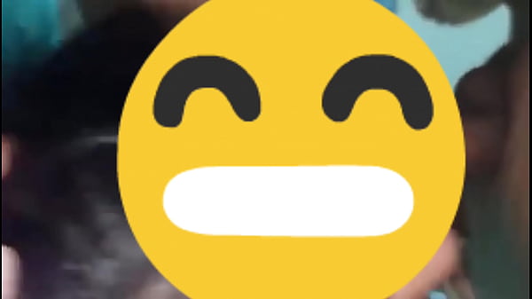 L'oncle De Mon Ami M'a Dit Que Si Je Me Comportais Bien, Il Me Donnerait Un Nouveau Téléphone Portable