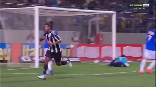 Gol do Ronaldinho Gaucho contra o crüzeiro (par...