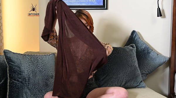 Kat gets to see her wardrobe for the firsts time and offers her first impressions