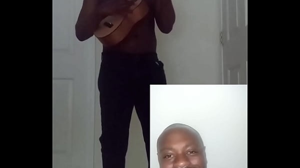 Perfecting the mermaid remix to a parody song I made called they go both wayz for free 2