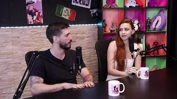 They had sex with 80 people, and they're afraid to have sex with her - Peachvelvet