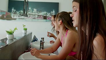 Rossa Vaxx hard fucked in BBC threesome with Los Cobras