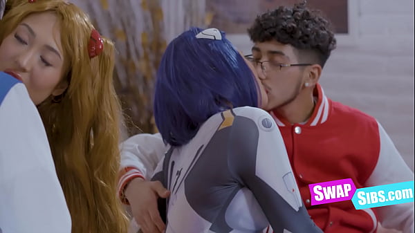 Cum, Cosplay And Stepsis Swap