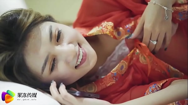 Download Video - 【国产】果冻传媒 国产AV 中文原创 &sol;淫新年 91CM-053