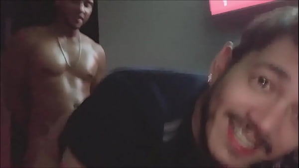 Delicious muscular dude gets to fuck me for fir...