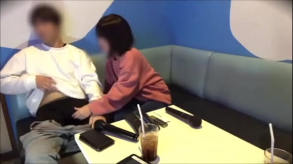 "I can't wait until we get to the hotel. Let's do it here..." said a horny man at a karaoke bar. He showed his erect dick and gave a blowjob and doggy style.