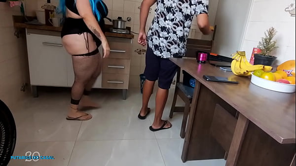 FUDI UMA NOVINHA MANDRAKA SEM CAMISINHA