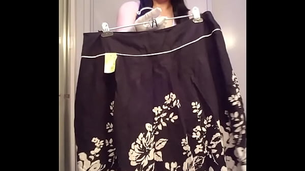 Histoires De Magasinage #60 - Partie 2 - Transport De Jupes Dans Un Magasin De L'armée Du Salut