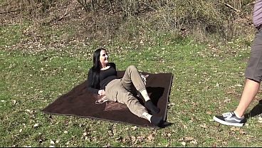 Lacys erster Outdoor-Blowjob!