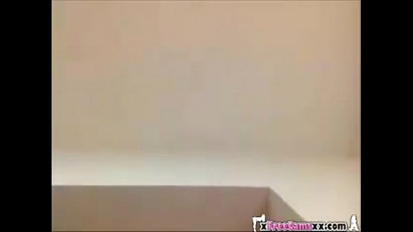 camslut Playing on Webcam for me