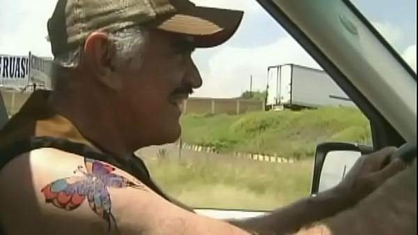 VICENTE FERNANDEZ HOT