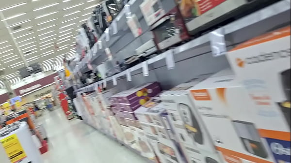 Wife at the market without panties shows off in public!