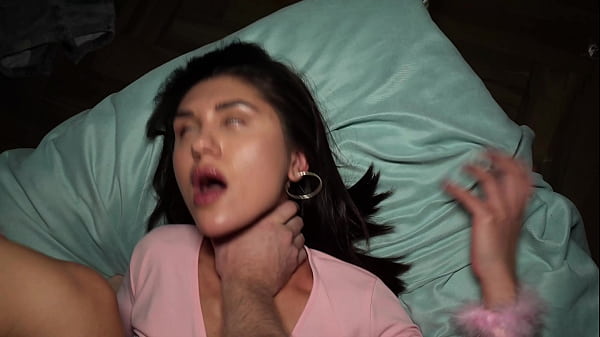 The guy couldn't resist when he was doing a massage and fucked the cutie Jadilica