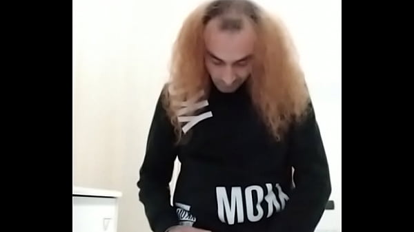 E questo è il mio amico Giacinetflix .Non arriv...