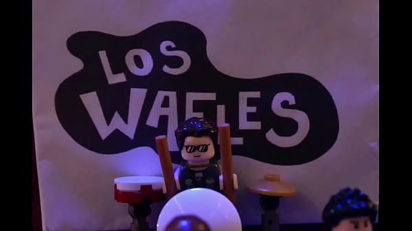 Los WaFles - No hay nadie ahi