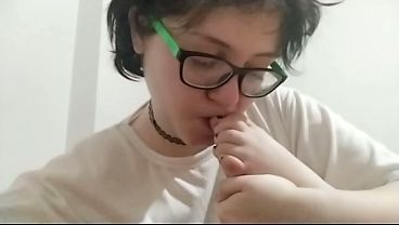 double amputee sucks her foot foot fetish 
