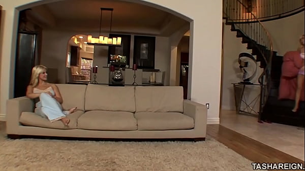 Finger Fucking & Cunnilingus Duo! It's Sarah Vandella & Tasha Reign!