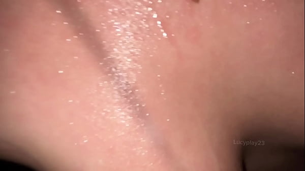 Download Video - FOLLANDO CON MI PRIMA DESPUES DE UNA REUNION FAMILIAR