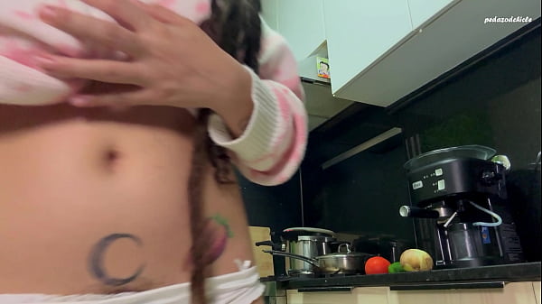 【絶世のH爆乳美女&times;中出し&times;5連発】神尻！神乳！神顔！もはや神なんじゃね？夜露死苦ゥゥ！ゴムなんてしねぇし、ピル飲んでるし、1人じゃ満足出来ねぇし、何回逝ったか分かんねぇし、すんげぇどエロだし、中出し中出し中出し&hellip;&hellip;何なのマジで！ヤバイっしょ！！かかってこいし～出てこいし～本気なんでし！最狂なんでし！夜露死苦ゥゥ！【スポえろジャーニー4人目ルナさん】