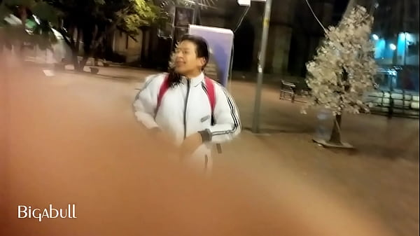 Secci&oacute;n de desnudo en la calle