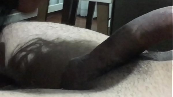 Download Video - Amigo do Casal veio curtir a travesti putinha