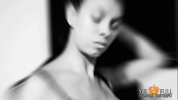 Monica777 Mónica Restrepo detrás de camaras...